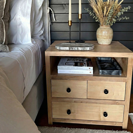 Velador Zurich 3 cajones